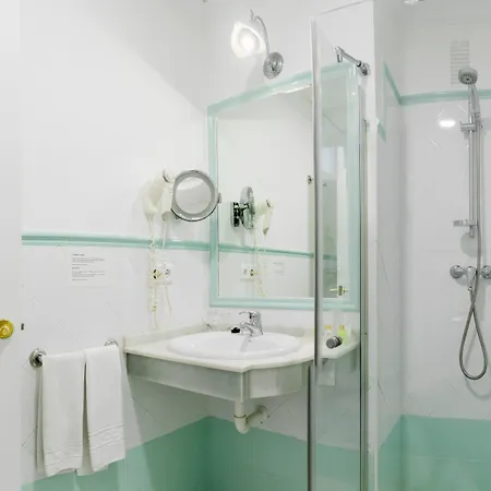 Boutique Cortes De קדיז