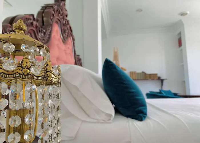 Otel Boutique Cortes De 3*