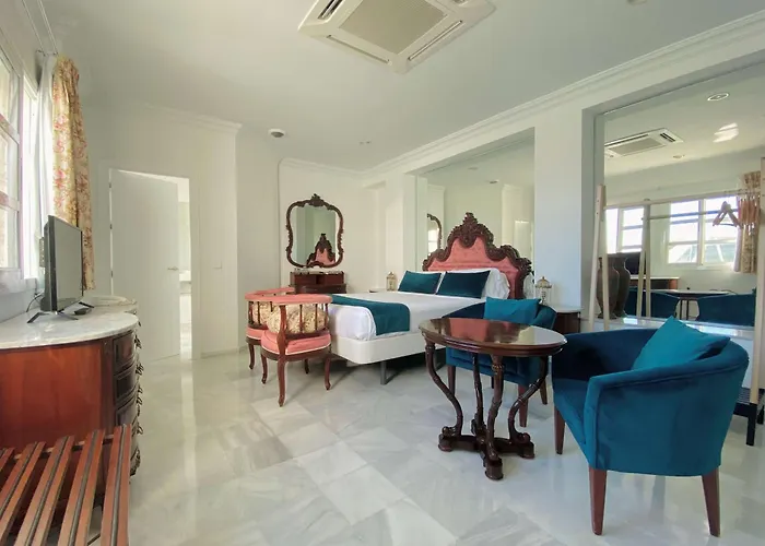 Boutique Cortes De Otel 3*