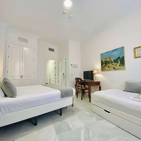 Hotel Cortes De