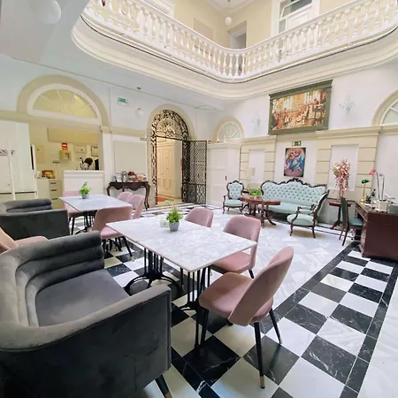 Hotel Cortes De